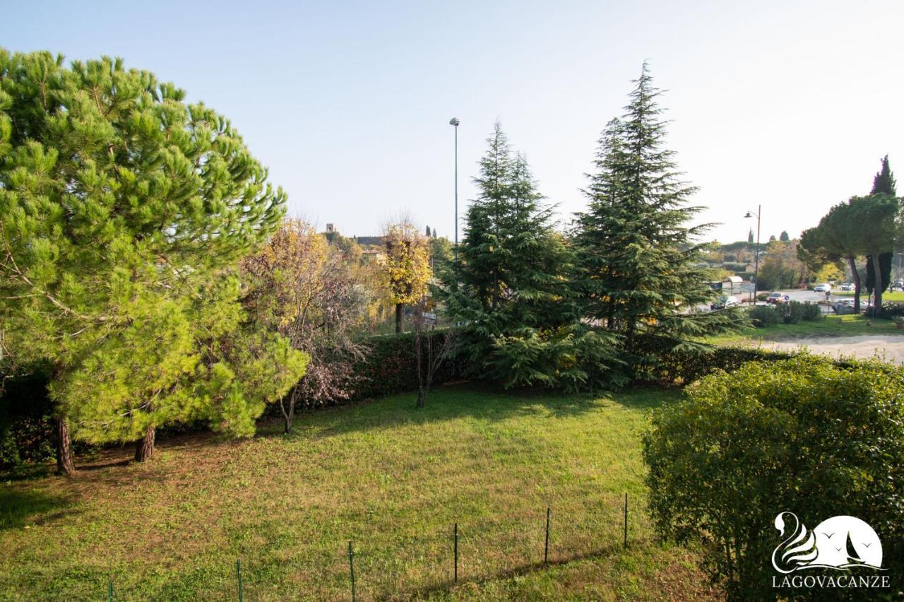 Luxury Martina Appartamenti Moniga del Garda Exterior photo